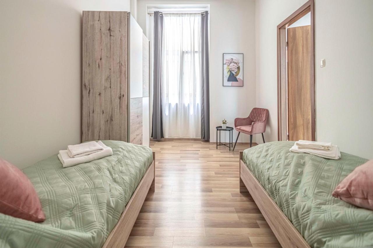 Chameleon Apartment Budapest Exterior foto