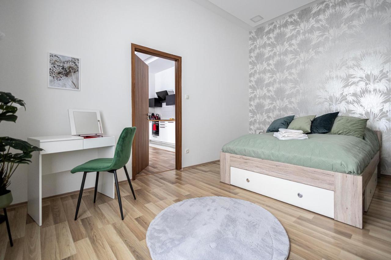 Chameleon Apartment Budapest Exterior foto